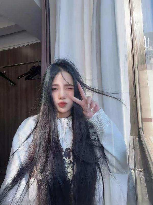 高颜值小骚b 图 2