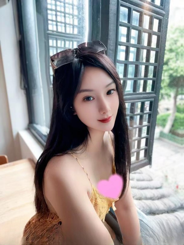 丰满超巨臀小果冻