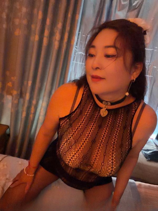 拱墅丰臀大奶熟女 图 2