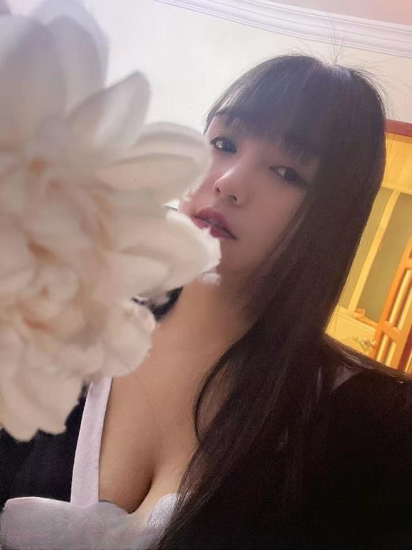 风骚大奶小余 图 4