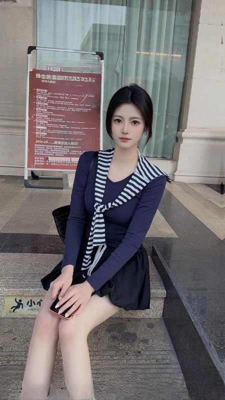 身材高挑颜值嫩妹旦旦 图 3
