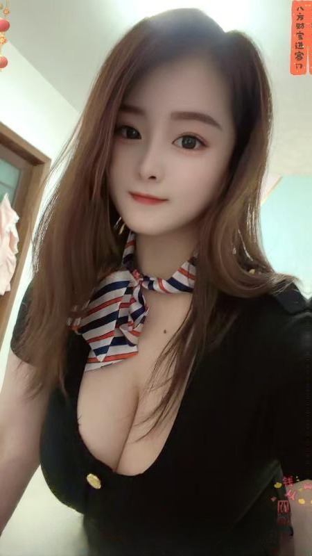 爆乳骚女友妮子 图 2