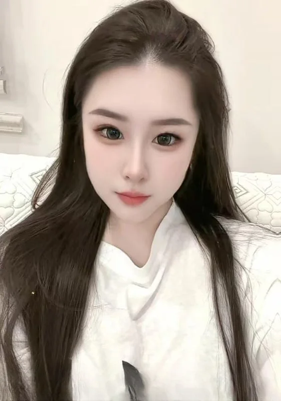 极品全能型三通美女 图 3