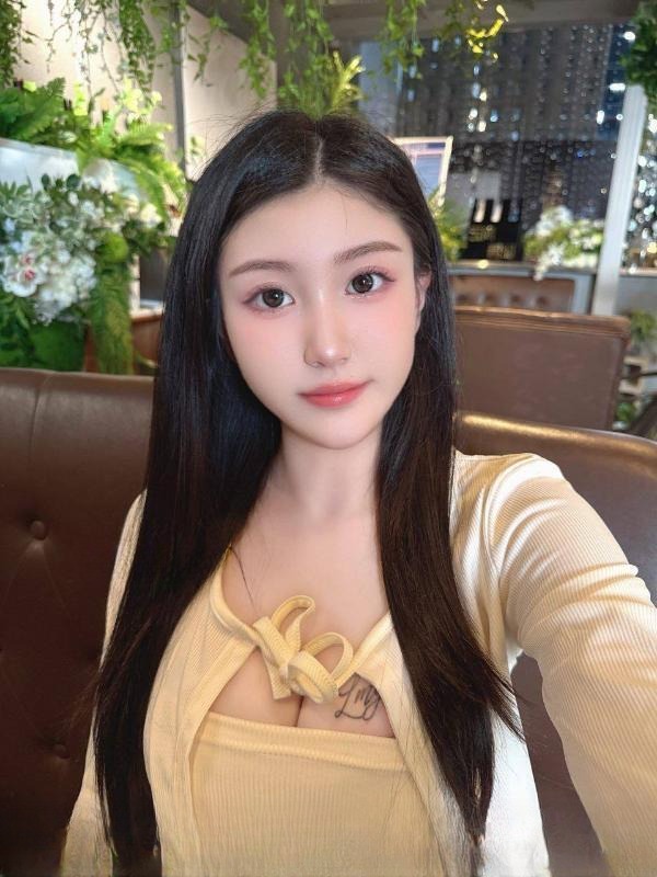 温柔粘人的沈彤 图 4