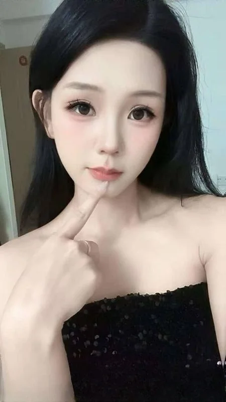 00后娇嫩小骚货 图 3