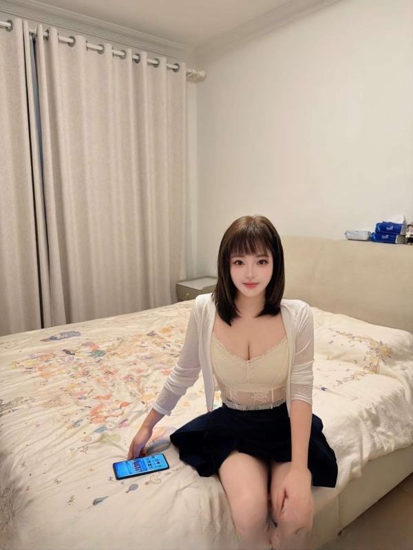 性感单身开朗居家骚妹