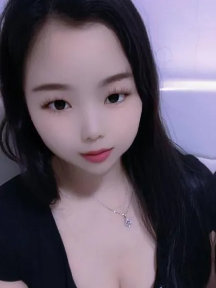 雨花风骚胸少妇