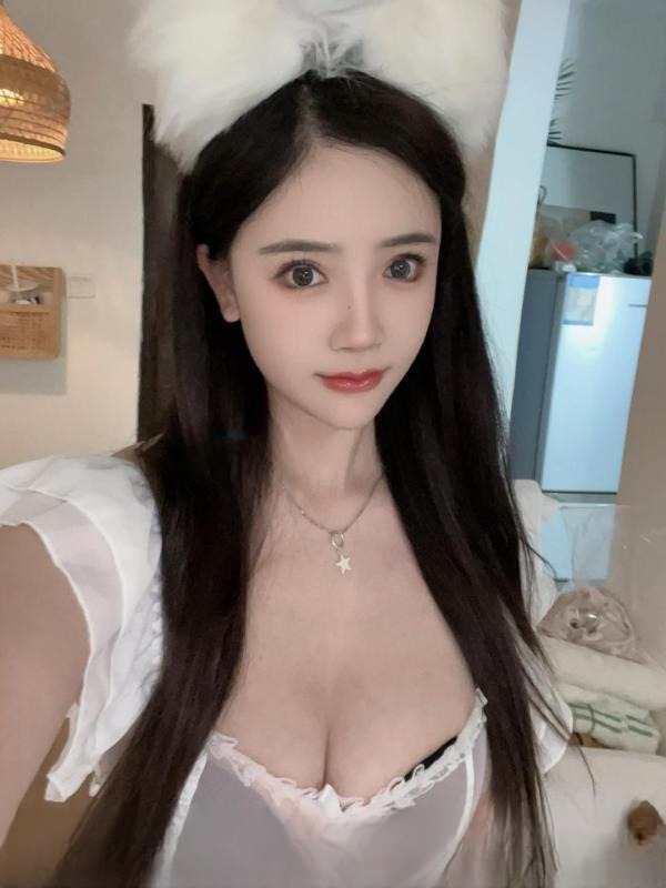 番禺美胸细腰兰兰
