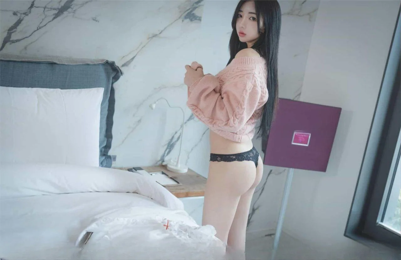 粉嫩极品白虎妹妹 图 2