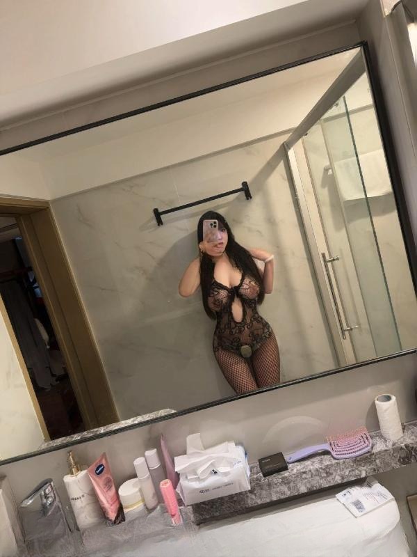 丰满大奶妹钰钰 图 2