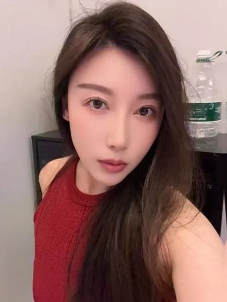 御姐晨晨