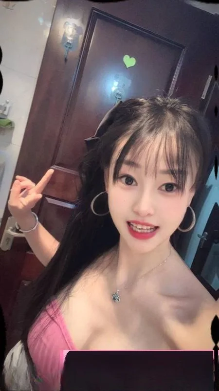 观音桥苗条大胸御姐 图 2