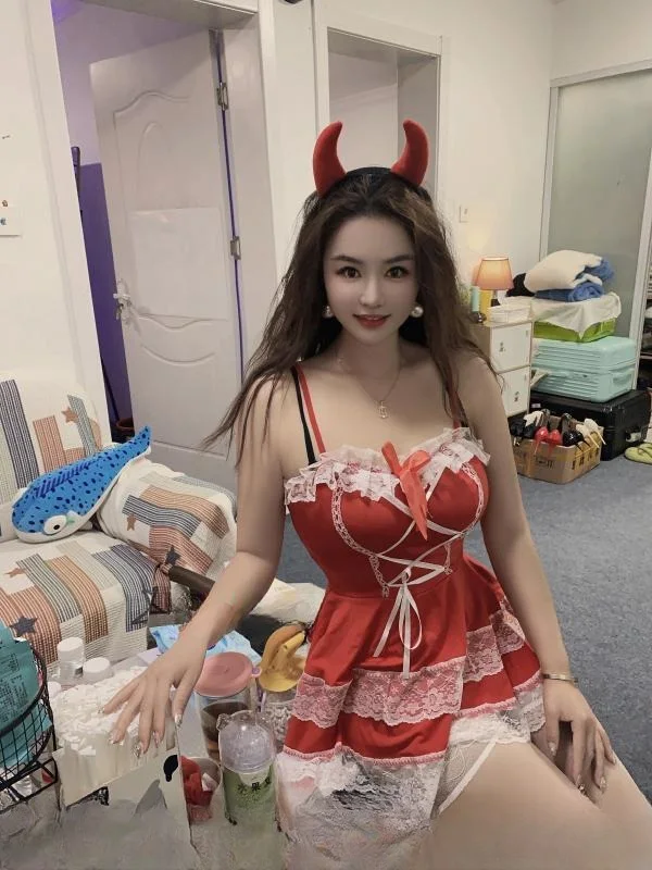 蜜桃臀琪琪老师 图 3