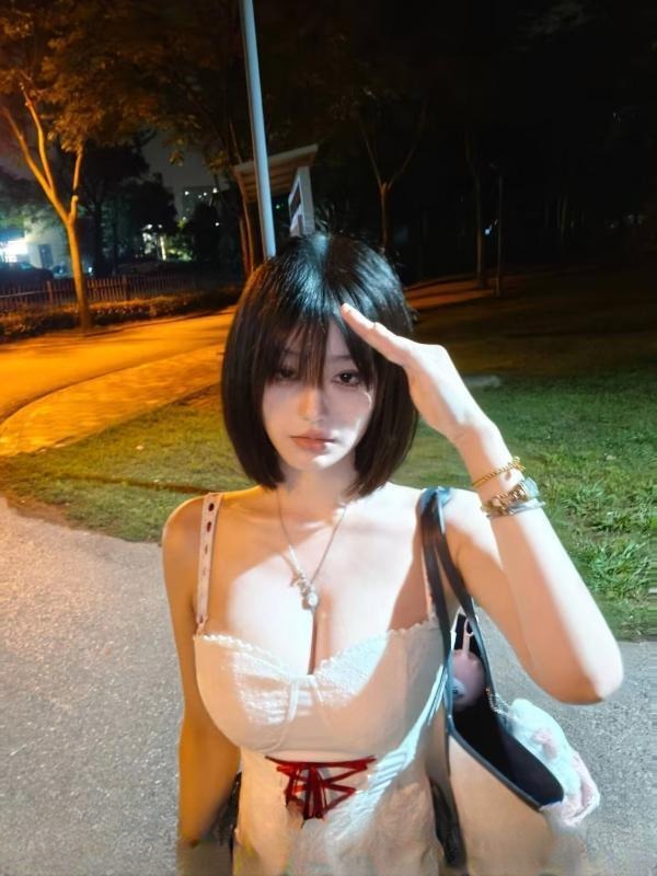天河颜值美胸希希老师 图 3