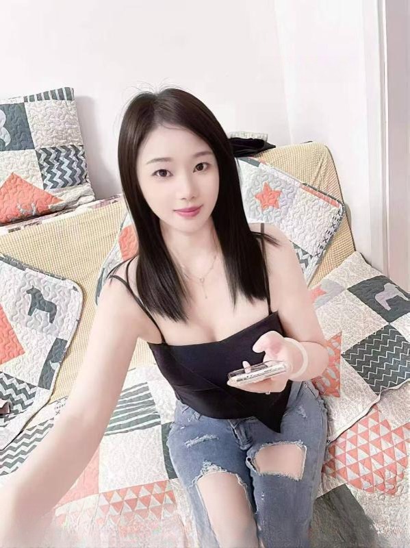服务热情风骚姐姐