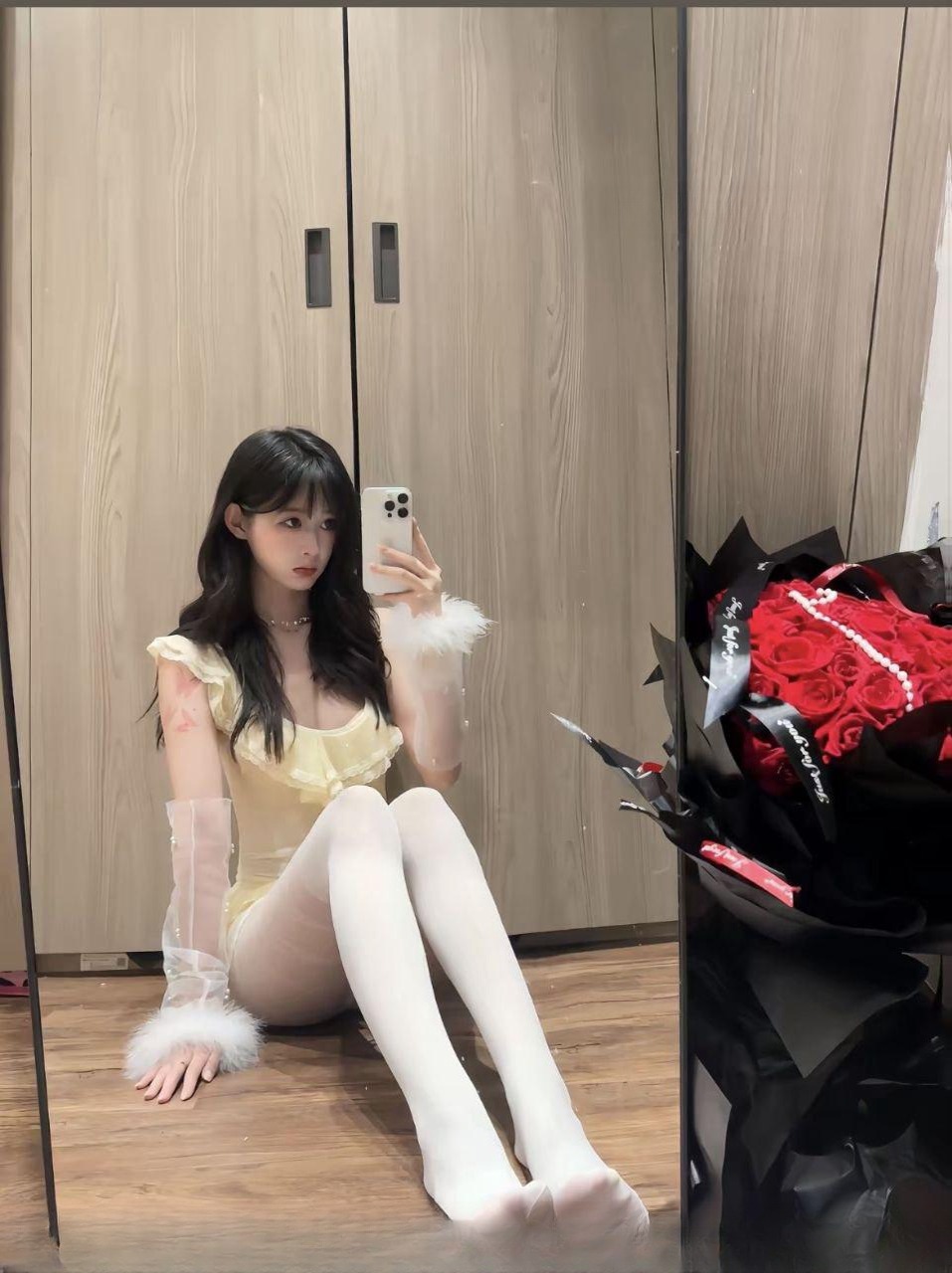 甜妹儿蜜桃子 图 2