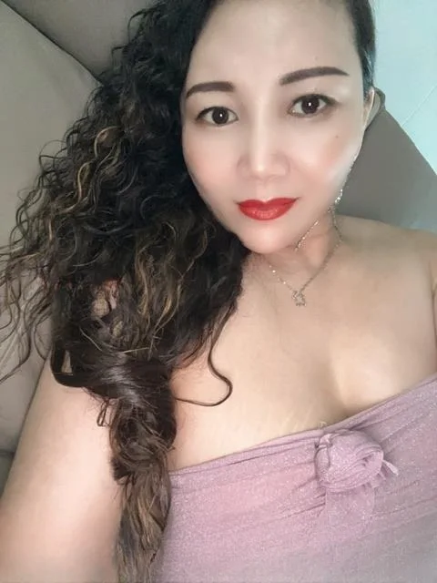 风骚的少妇 图 4
