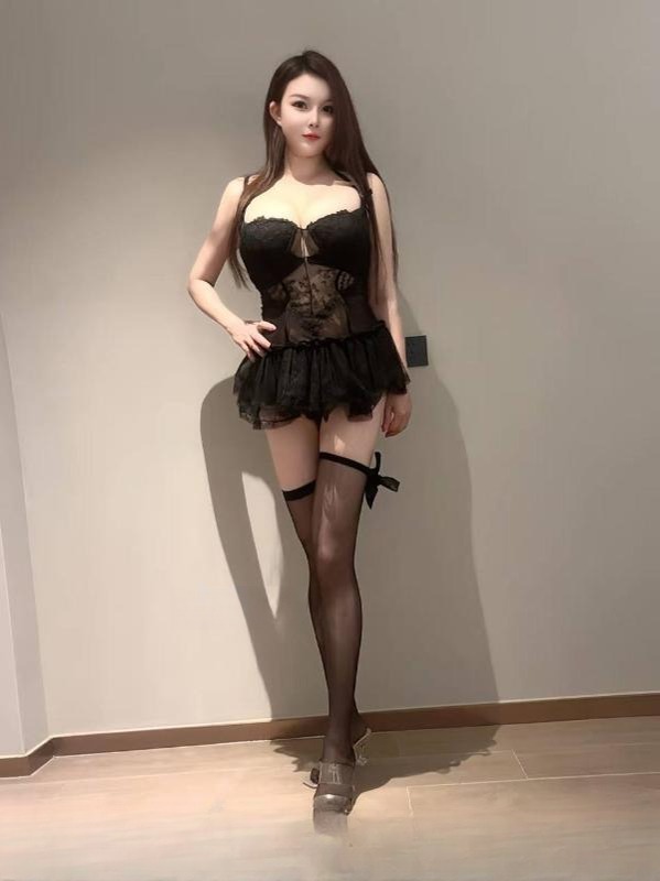 福田E奶女神关晓彤 图 3