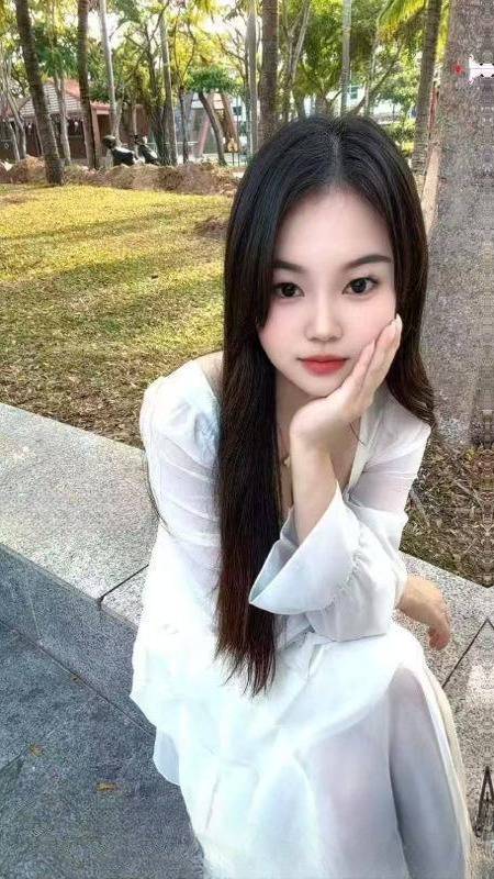 小萝莉刚下海 图 2
