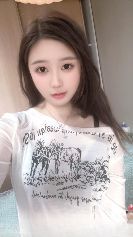 制服大胸诱惑 图 4