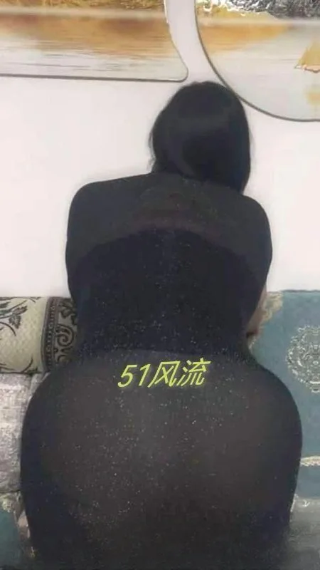 巨乳BBW大臀嫂子 图 2