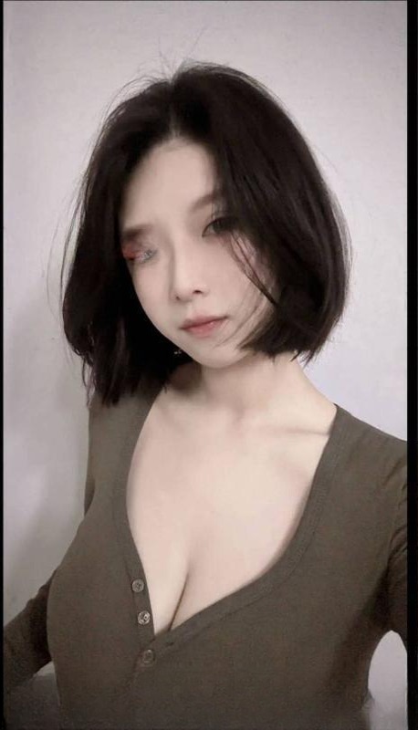 短发性感丰满妹妹 图 3