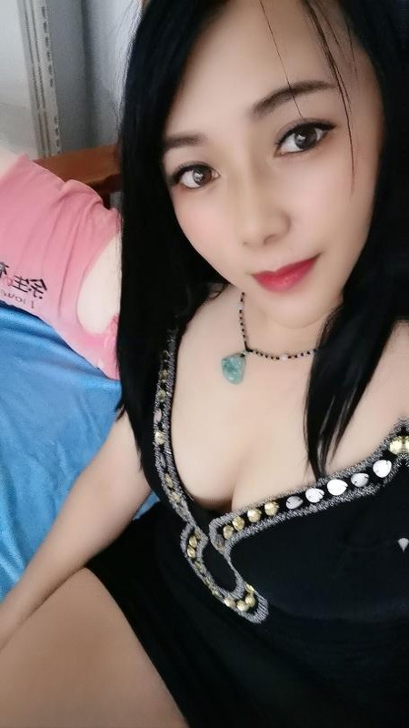 白云快餐熟女东北姐姐 图 2