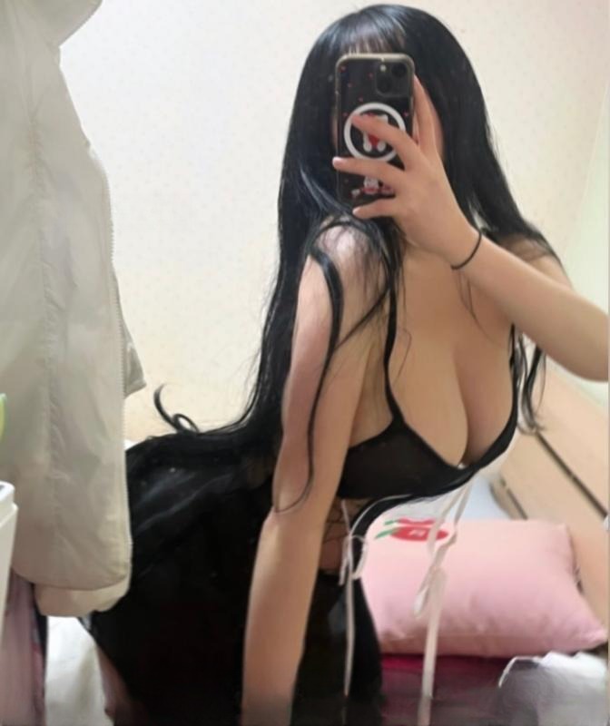 超好身材的大波嫩妹 图 2