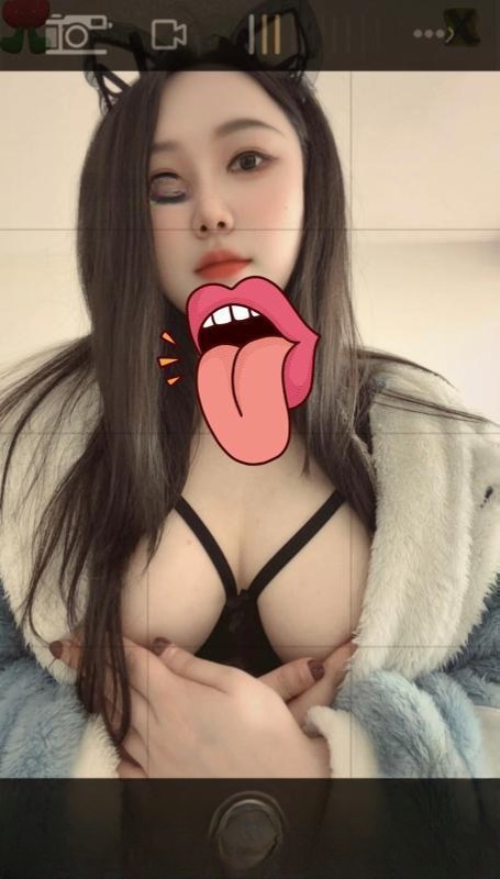 大胸黑丝妹妹