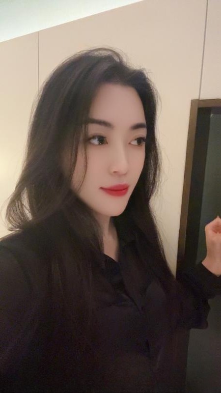 长腿少妇