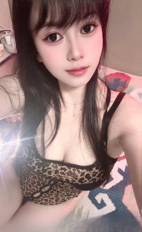 豹纹大胸甜甜 图 4