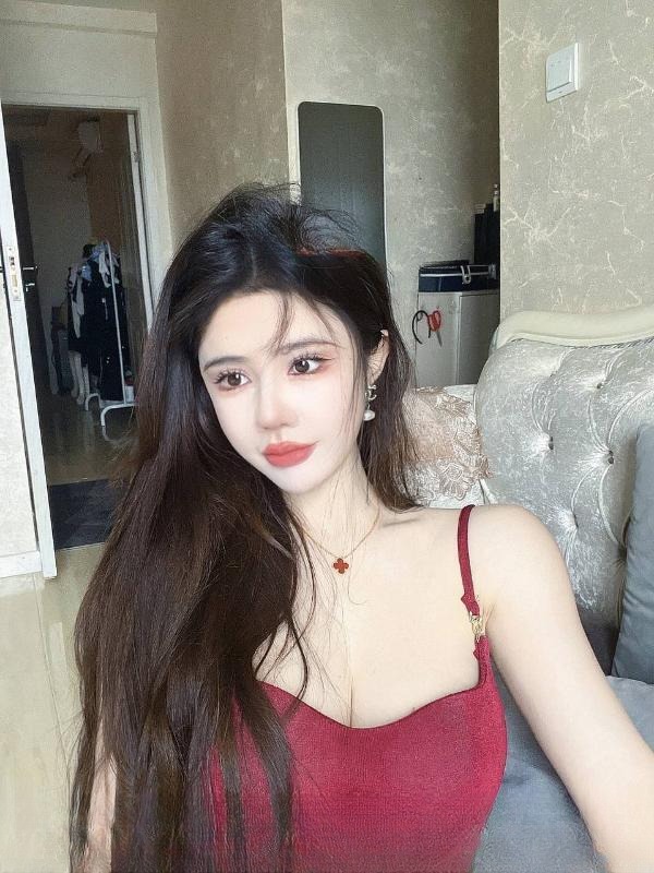 闵行大胸御姐馨予 图 4