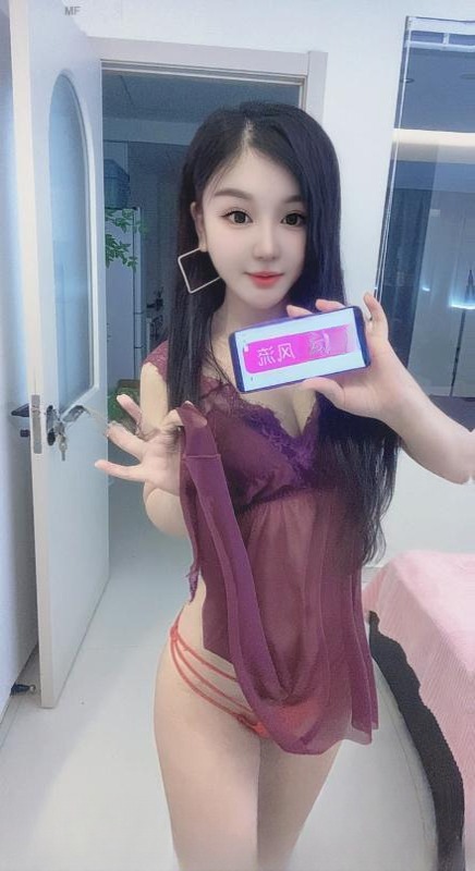 骚货依诺小女友