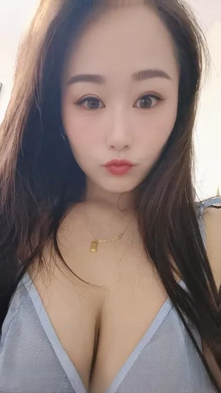 妖娆妩媚韵味十足大奶 图 2