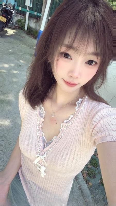 颜值嫩妹颜颜 图 4