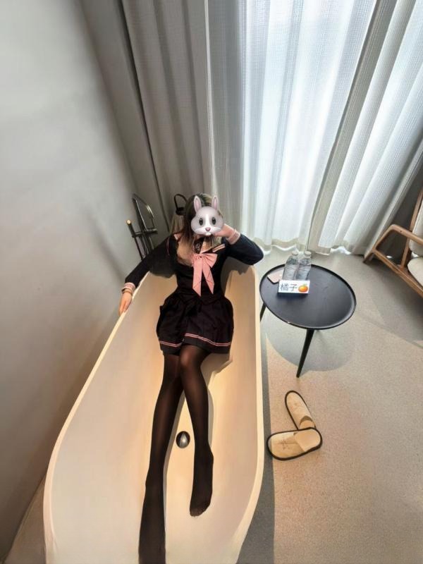 超巨臀嫩妹 图 4