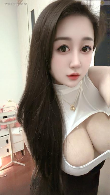 一线天大奶馒头B