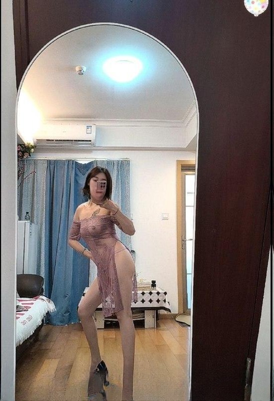 翘臀大长腿晓晓 图 3