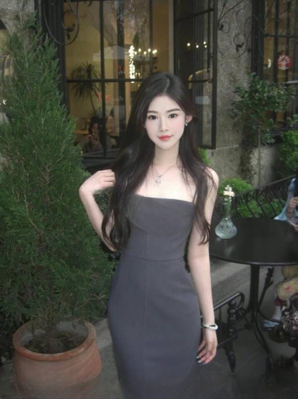 高挑可爱妹子小洋 图 3