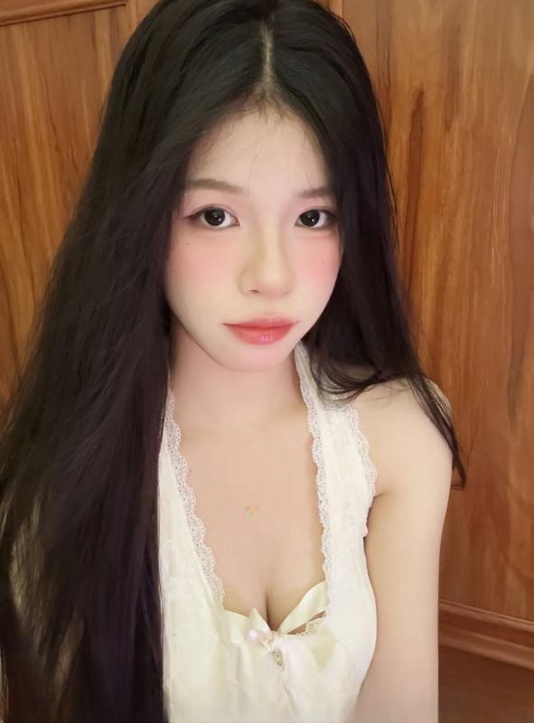 南山甜妹小鱼姐姐