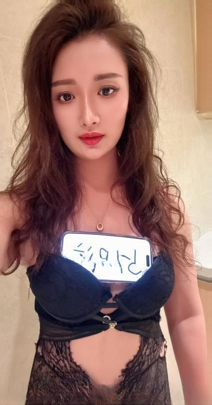 兼职风骚服务系御姐