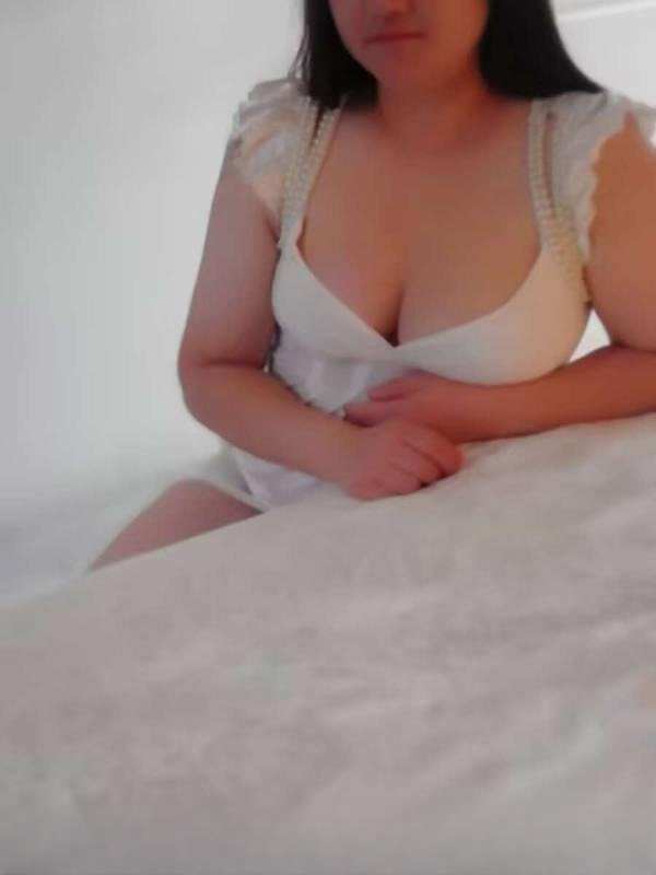 鼓楼巨乳熟女 图 2