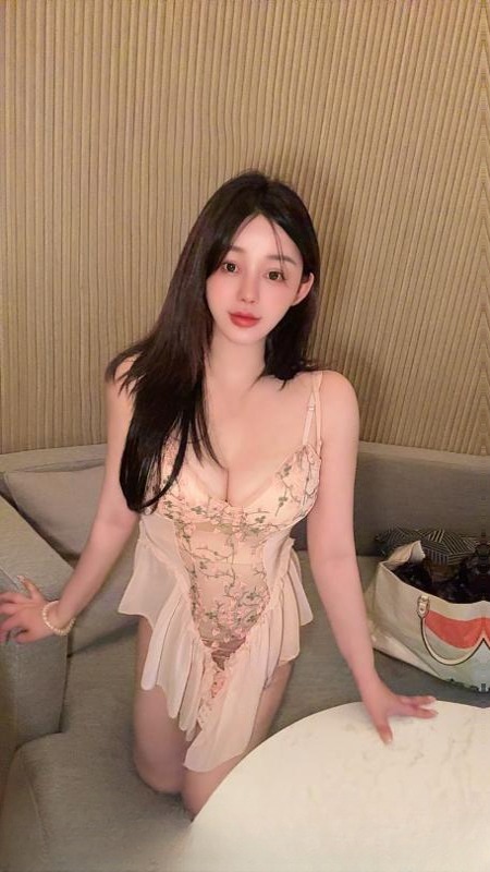 福田性感大奶妹子 图 2