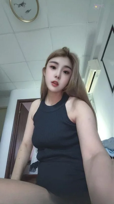 惠城舌吻小贝 图 2
