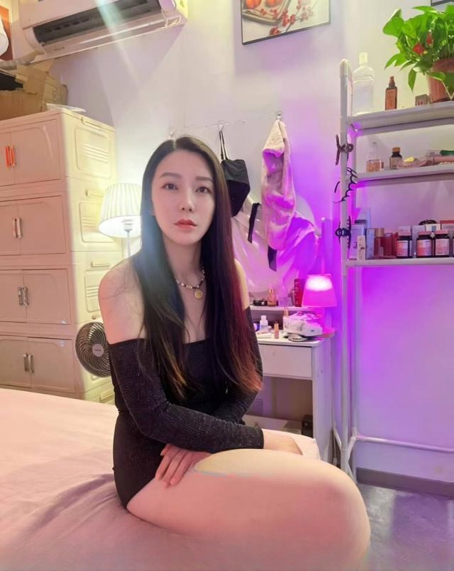 反食多次的小景老师