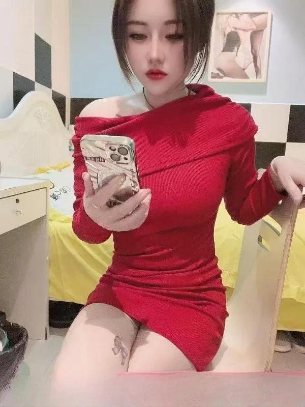 大胸性感小野猫