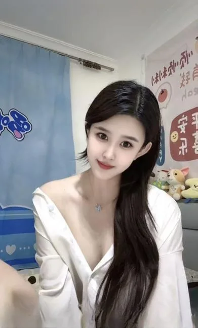 大连性感美乳少妇 图 2