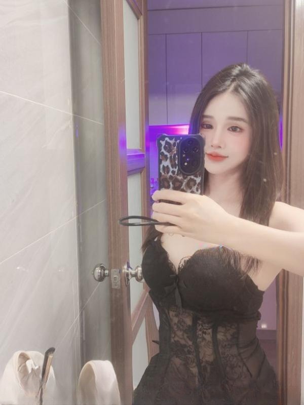 制服情趣小财迷