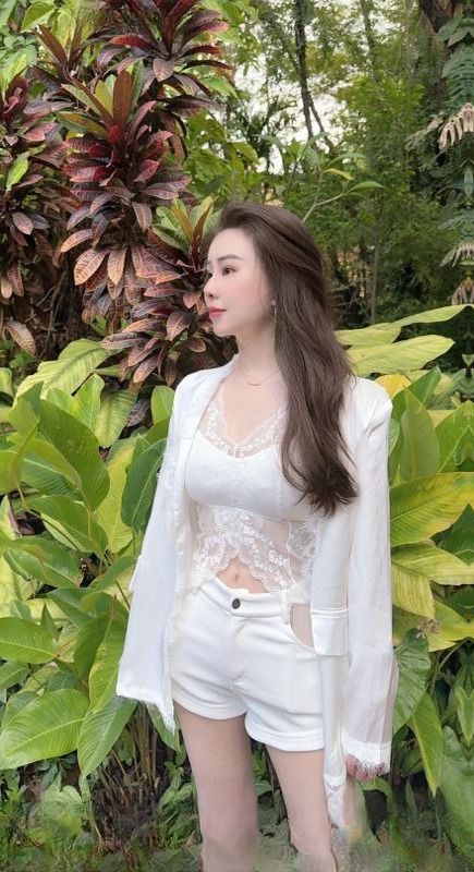 静安白虎姐姐