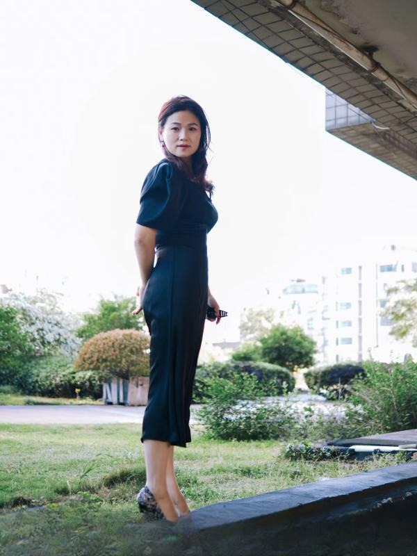 美容店老板娘